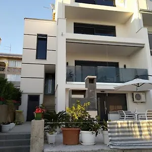 Lana Apartment